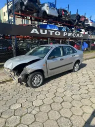 FORD Focus Sedan 2.0 4P 2002