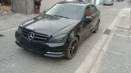 MERCEDES-BENZ MERCEDES-BENZ Classe C 1.8 Cgi Turbo 4P 2012 2012