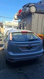 FORD Focus 2.0 Ghia Flex Aut. 5P 2011