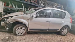 RENAULT SANDERO PR1616VA 2013
