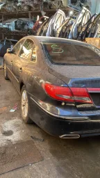 HYUNDAI HYUNDAI AZERA 2010