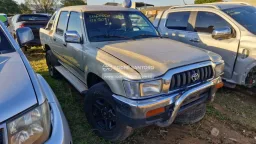 TOYOTA Hilux 3.0 Srv Cab. Dupla Turbo 4x4 4P 2005