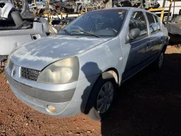 RENAULT Clio Sedan 1.0 16v Expression 4P 2004
