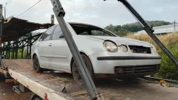 VOLKSWAGEN Polo Sedan 1.6 4P 2004