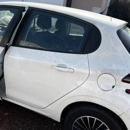 PEUGEOT 208 2017 1.2 ACTIVE FLEX 5P