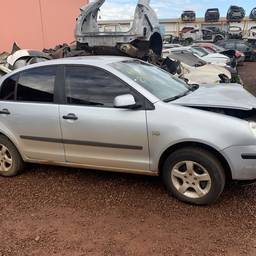 VOLKSWAGEN Polo Sedan 1.6 Mi 101cv 8V 4p 2003