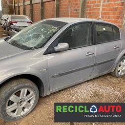 Renault Megane 2007 1.6 Dynamique Hi-flex 4p