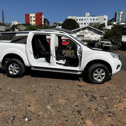 NISSAN FRONTIER 2018 2.3 LE CAB. DUPLA 4X4 AUT. 4P