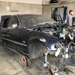 BMW Serie 3 1999 2.8 4p