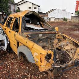 Mitsubishi L200 2004 2.5 Savana Cab. Dupla 4x4 4p