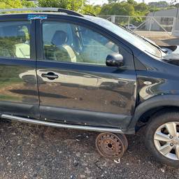 NISSAN LIVINA X-GEAR 2014 1.8 FLEX AUT. 5P