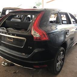 VOLVO XC60 2015 2.0 T5 R-DESIGN DRIVE-E 5P