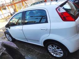 Fiat Fiat Punto 2011 1.6 16v Essence Flex 5p 2011