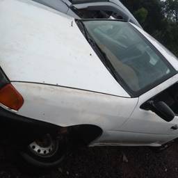 Gol 1.0 Plus 8v 4p