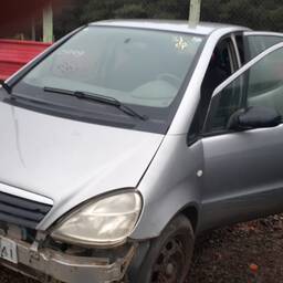 Mercedes-Benz Classe A 2001 1.6 Classic 5p