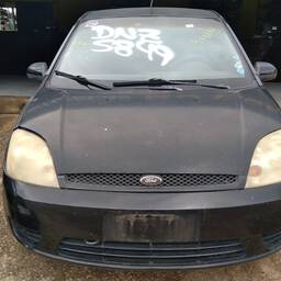 SUCATA Ford Fiesta 2004 1.0 Supercharger 5p PARA RETIRADA DE PEÇAS