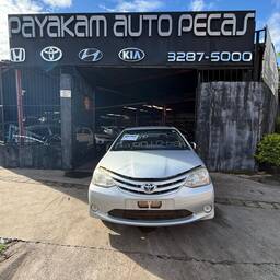 Toyota Toyota Etios Sedán 2014 1.5 16v Xs 4p 2014