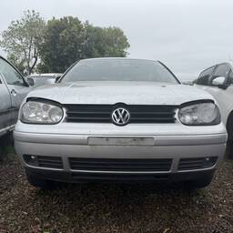 Volkswagen Volkswagen Golf 2001 2.0 Total Flex 5p Manual 2001