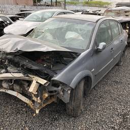 Renault Megane 2009 1.6 Dynamique Hi-flex 4p