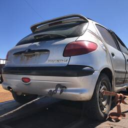 Peugeot 206 2002 1.0 16v Soleil 5p