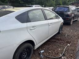 TOYOTA PRIUS 2013 1.8 HYBRID 5P