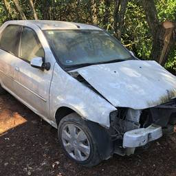Renault Logan 2013 1.0 16v Expression Hi-flex 4p