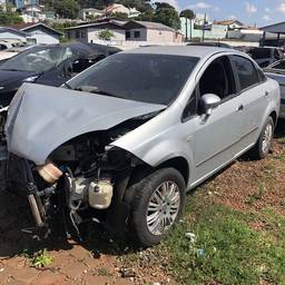 LINEA ESSENCE 1.8 Flex 16V 4p