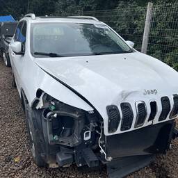 Jeep Cherokee 2015 3.2 Limited Aut. 5p