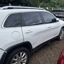 JEEP CHEROKEE 2015 3.2 LIMITED AUT. 5P