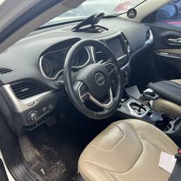 JEEP CHEROKEE 2015 3.2 LIMITED AUT. 5P