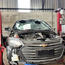 SUCATAChevrolet Onix 2024 1.0 Ltz Turbo Aut. 5p  PARA RETIRADA DE PEÇAS