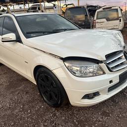 Mercedes-Benz Classe C 2011 1.6 Classic Special Kompressor 4p