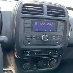 RENAULT KWID 2024 1.0 12V ZEN SCE 5P