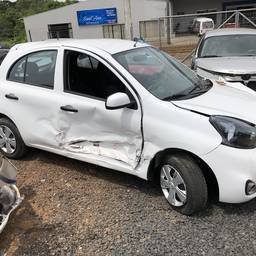 NISSAN MARCH 2017 1.0 12V SV 5P