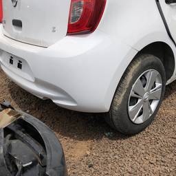 NISSAN MARCH 2017 1.0 12V SV 5P