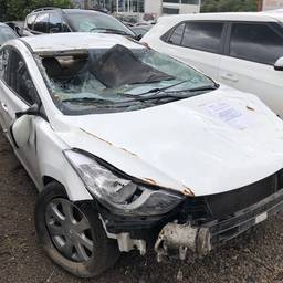 Hyundai Elantra 2013 1.8 16v Gls Aut. 4p