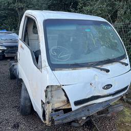 Kia Bongo 2014 2.5 Std 4x2 Rs Turbo S/ Carroceria 2p