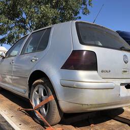 Volkswagen Volkswagen Golf 2001 1.6 5p 2001