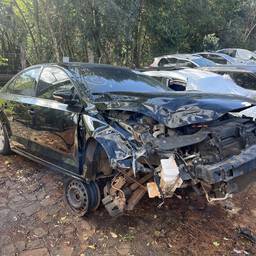 Volkswagen Volkswagen Jetta 2013 2.0 Comfortline Flex 4p Automática 2013