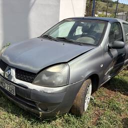 Renault Renault Clio Sedan 2006 1.0 16v Authentique Hi-flex 4p 2006