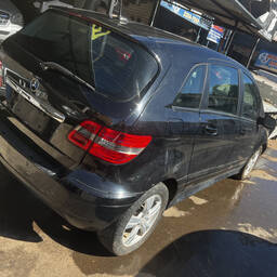 Mercedes-Benz Classe B 2010 1.7 Family 5p