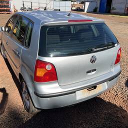 VOLKSWAGEN POLO 2003 1.6 5P