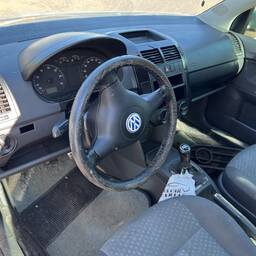 VOLKSWAGEN POLO 2003 1.6 5P