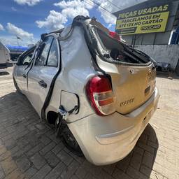 Nissan March 2014 1.0 S 5p