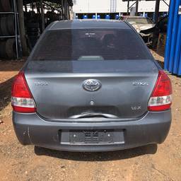 TOYOTA ETIOS SEDÁN 2015 1.5 16V X 4P