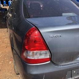TOYOTA ETIOS SEDÁN 2015 1.5 16V X 4P