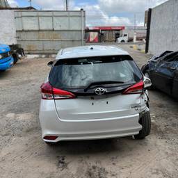 Toyota Yaris 2021 1.5 Xl Plus Connect 16v Cvt 5p