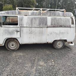 Volkswagen Volkswagen Kombi Furgão 1999 1.6 3p 1999