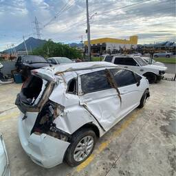 SUCATAHonda Fit 2019 1.5 Lx Flex Aut. 5p  PARA RETIRADA DE PEÇAS