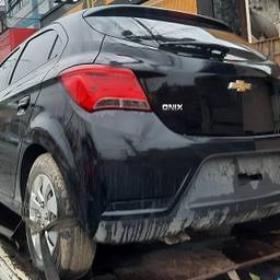 ONIX HATCH LT 1.0 8V FlexPower 5p Mec.